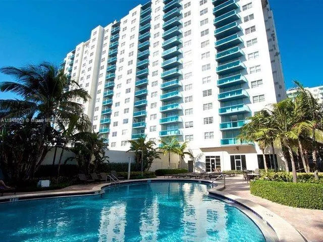 4001 S Ocean Dr, #15L
