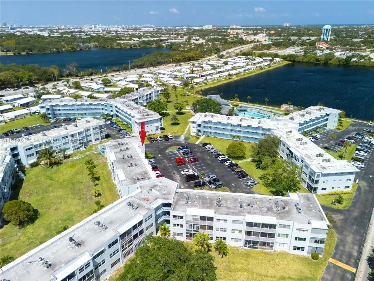 2200 Park Ln, #306