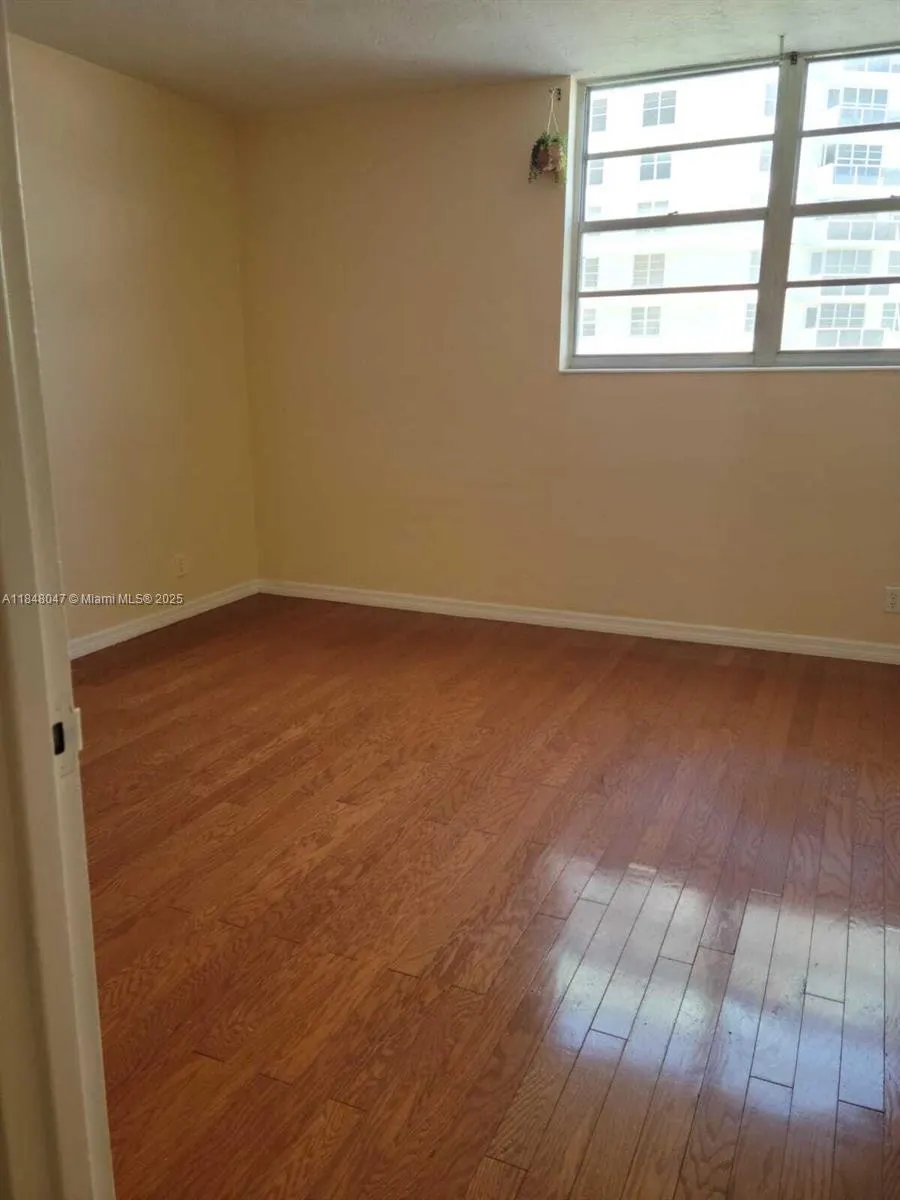 3801 S Ocean Dr, #3A