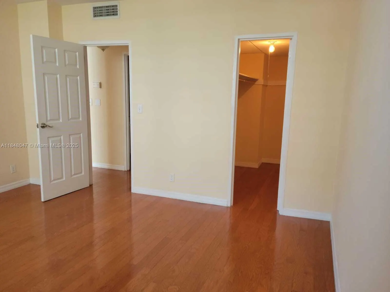 3801 S Ocean Dr, #3A