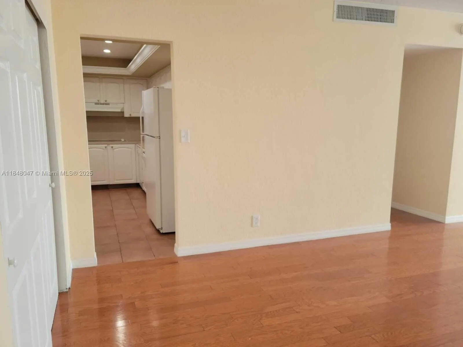 3801 S Ocean Dr, #3A