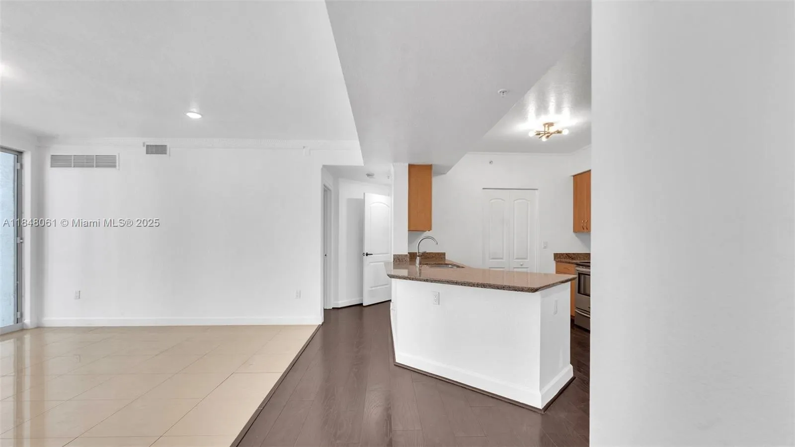 1830 Radius Dr, #405