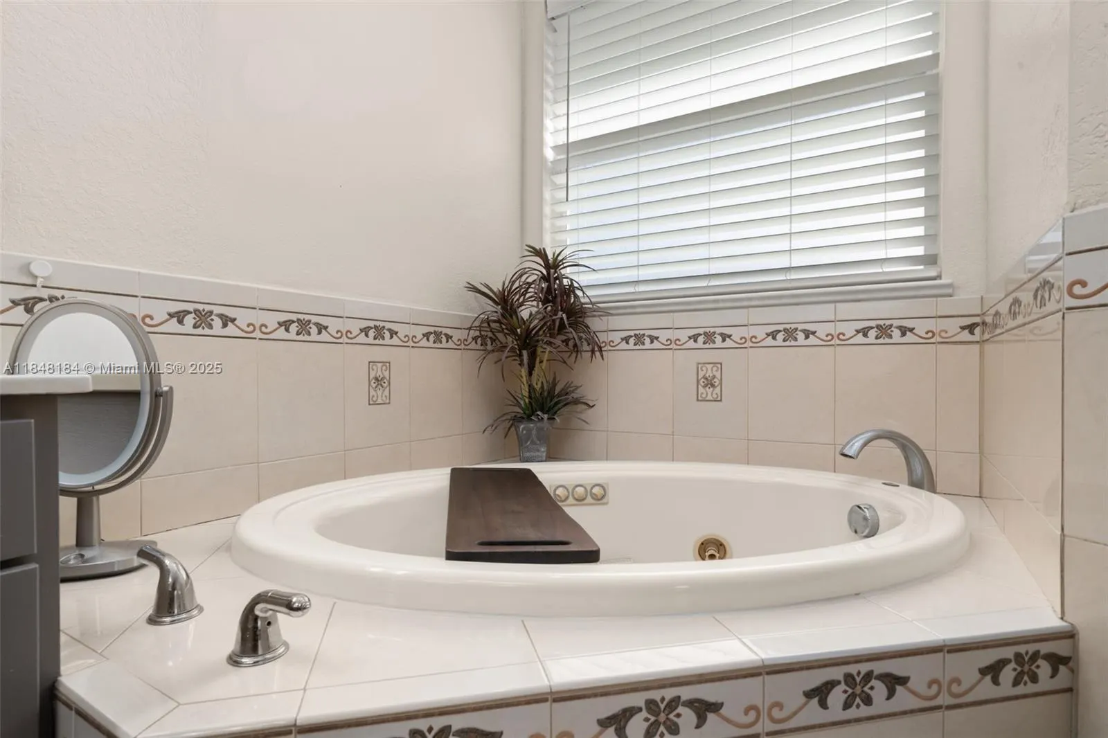 5639 Angelo Circle