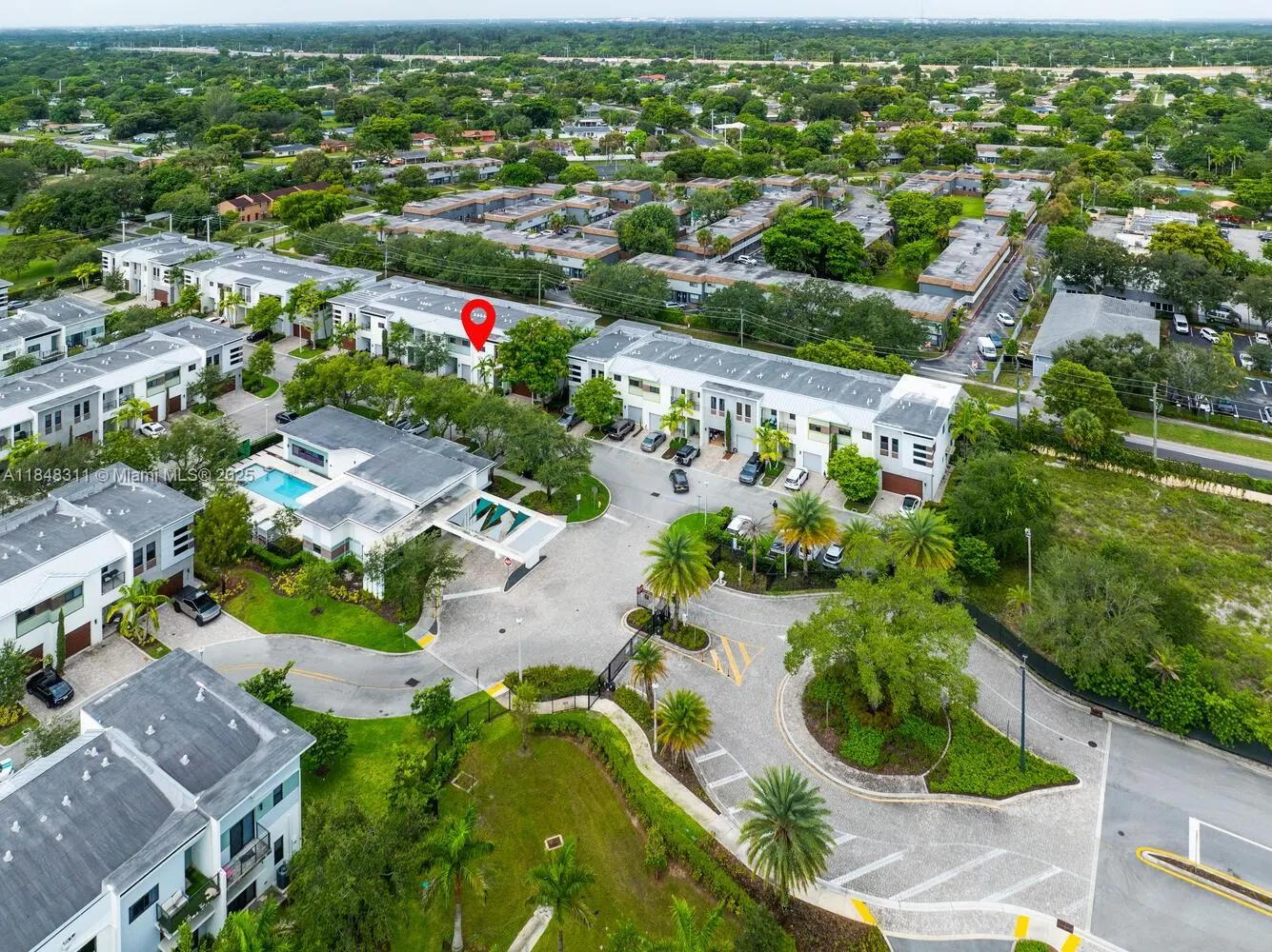 891 NW 45th Ter