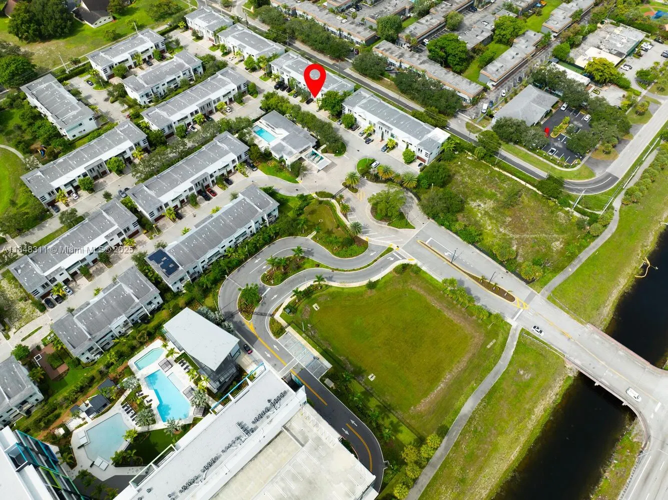 891 NW 45th Ter
