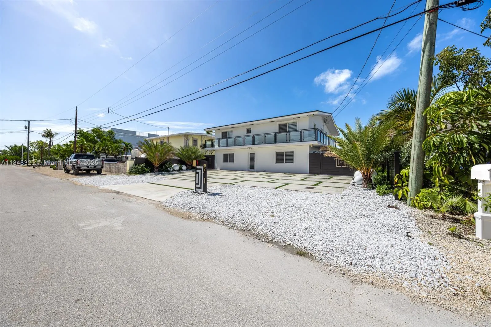 71 Coral Dr
