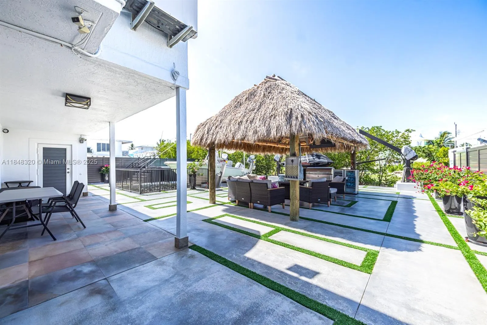 71 Coral Dr