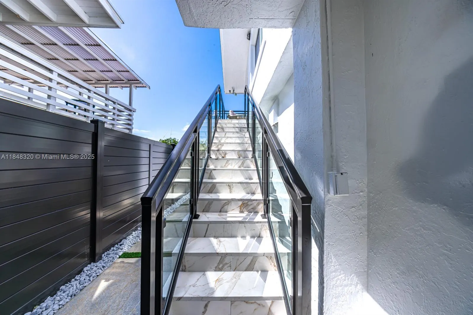 71 Coral Dr