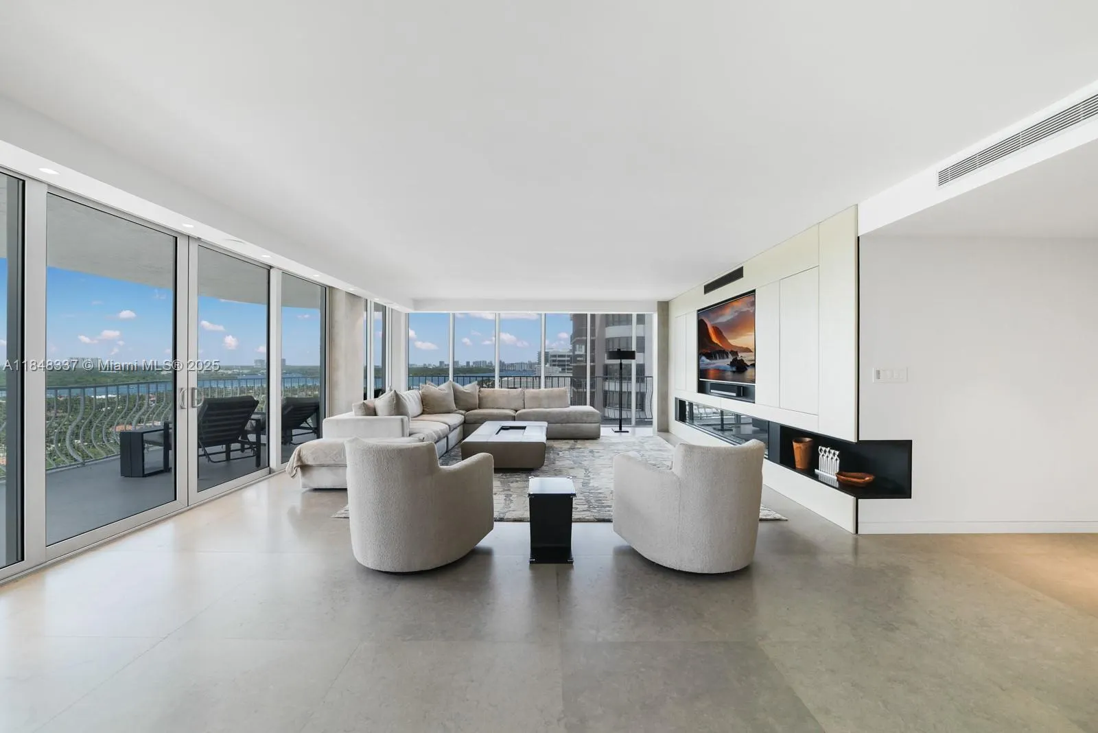 10155 Collins Ave, #1710