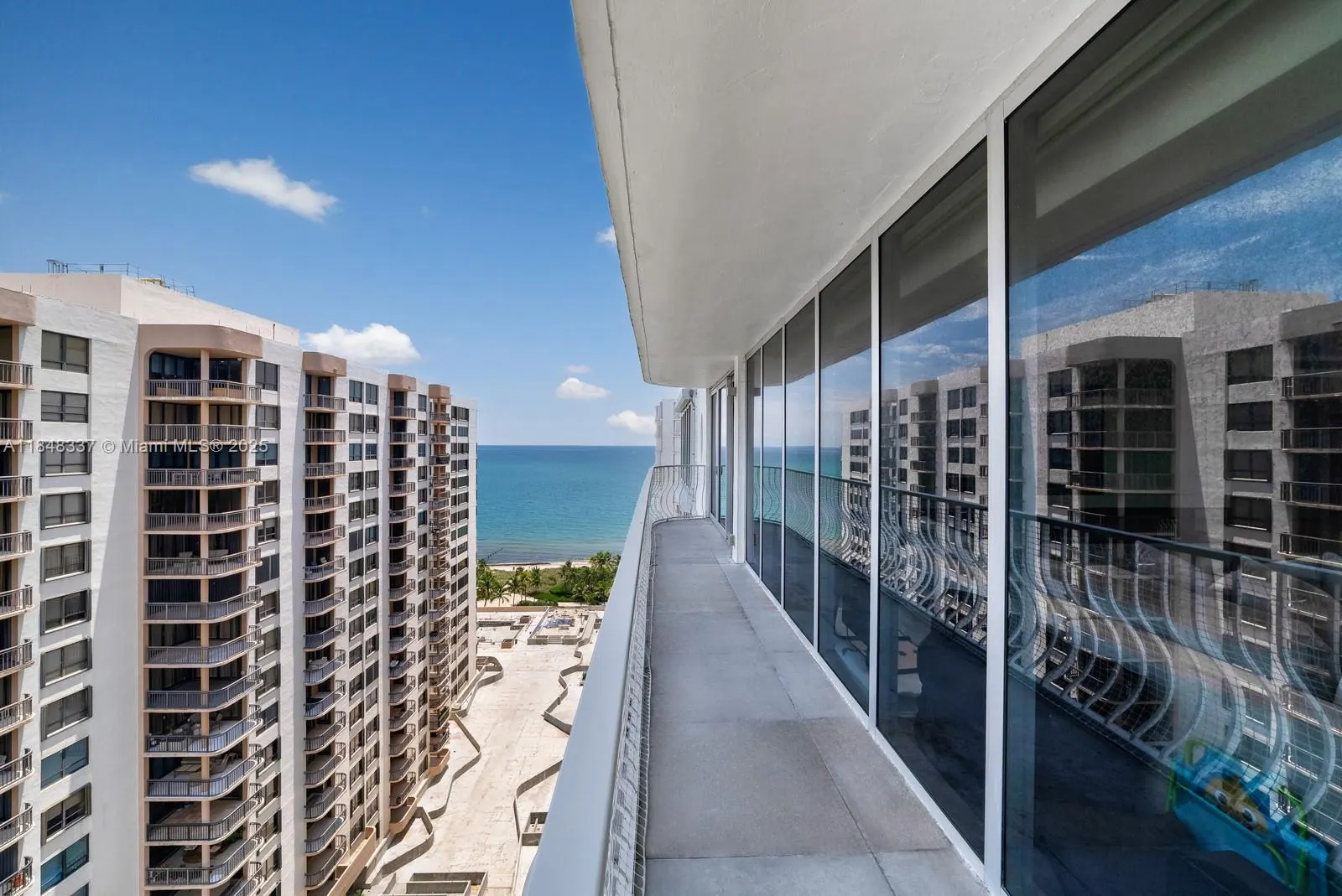 10155 Collins Ave, #1710