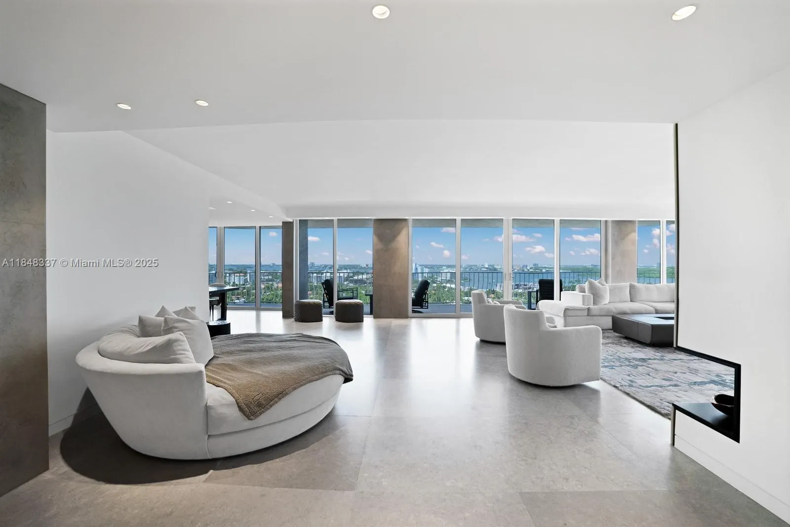 10155 Collins Ave, #1710