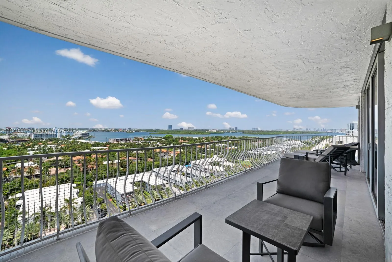 10155 Collins Ave, #1710