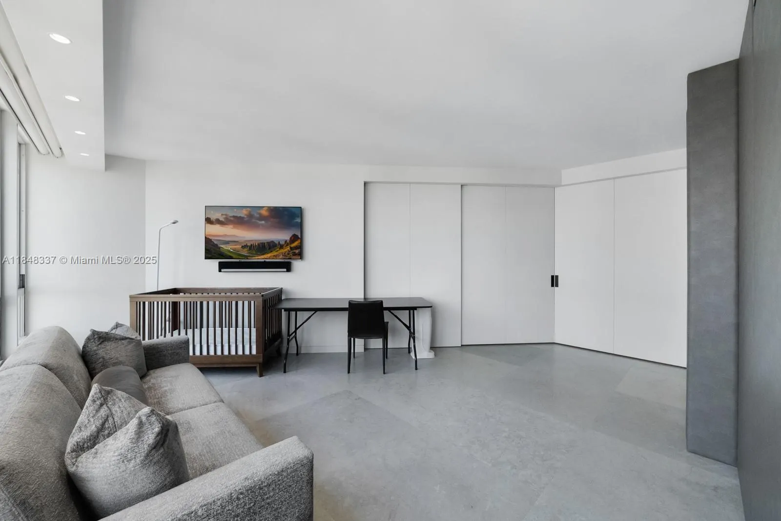 10155 Collins Ave, #1710