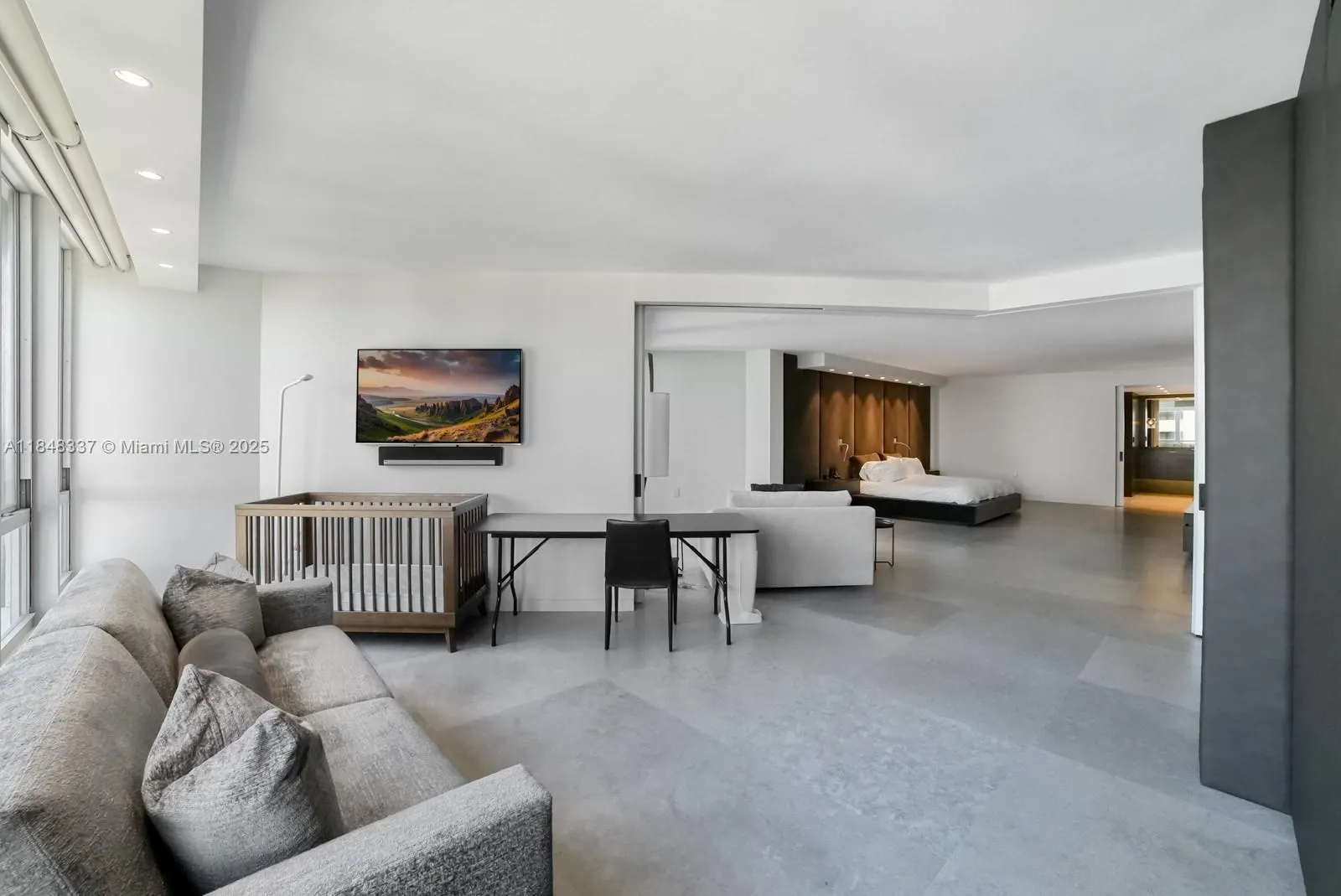 10155 Collins Ave, #1710