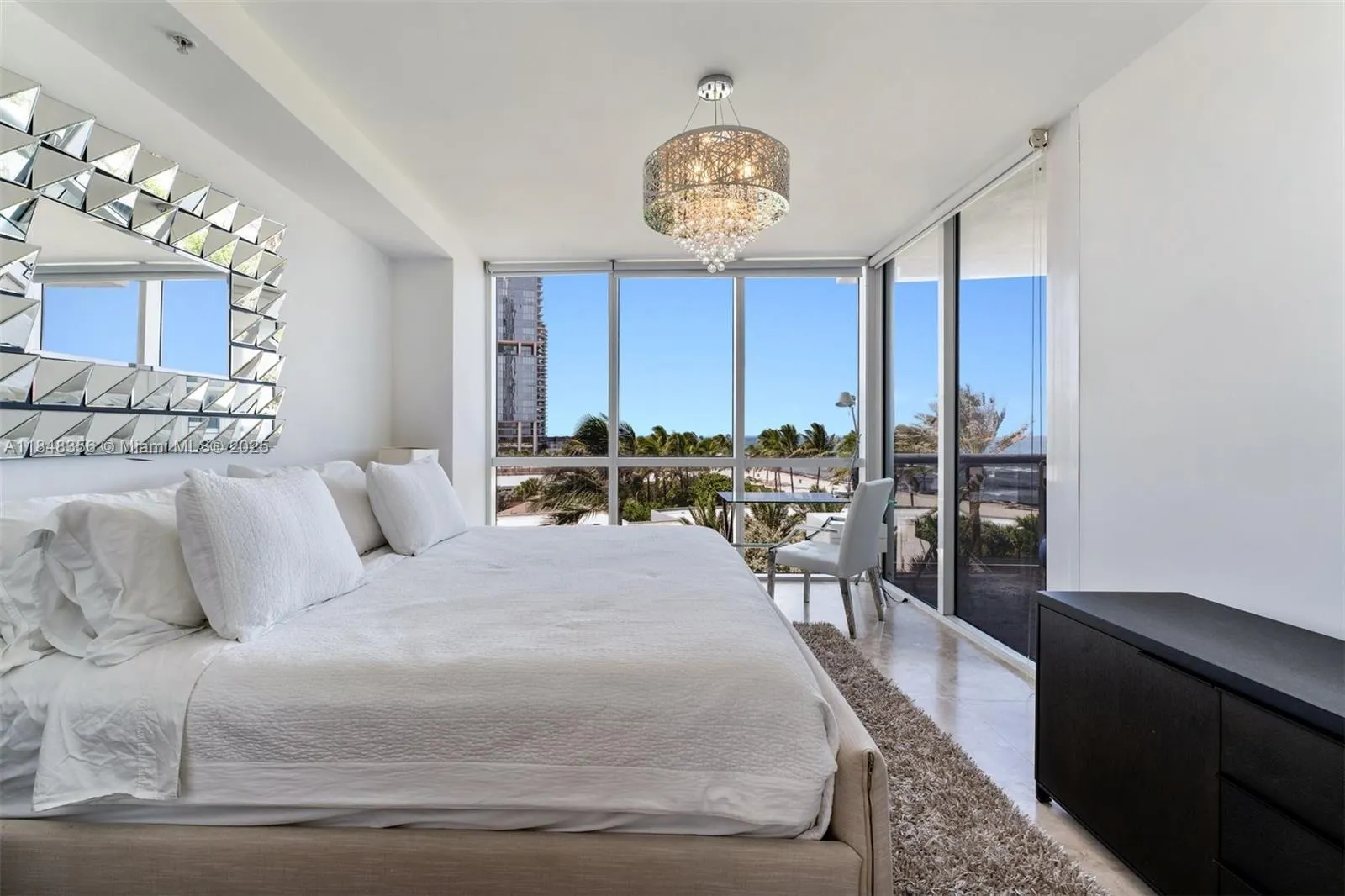 18201 Collins Ave, #604