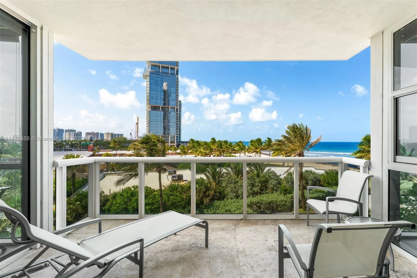 18201 Collins Ave, #604