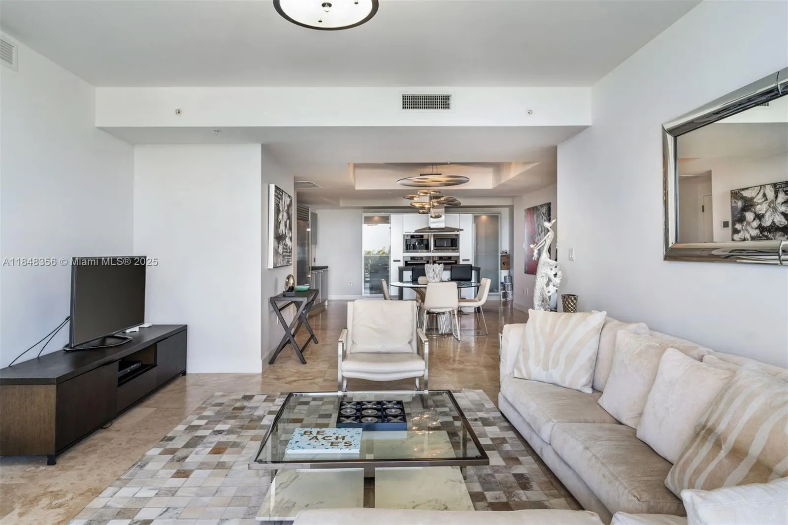 18201 Collins Ave, #604