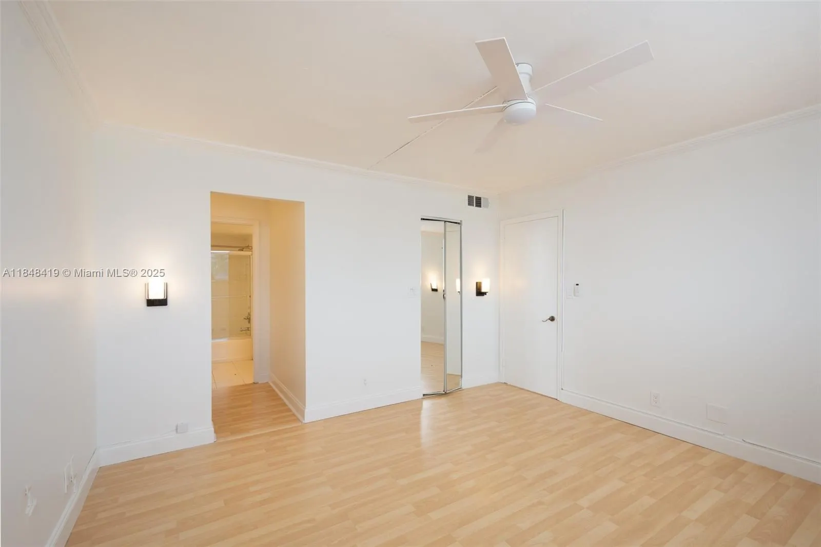 3703 NE 166th St, #408