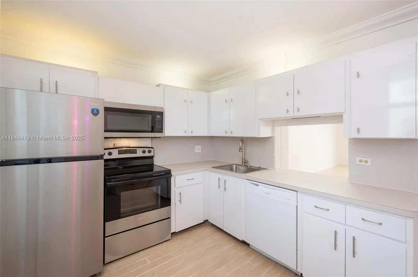 3703 NE 166th St, #408