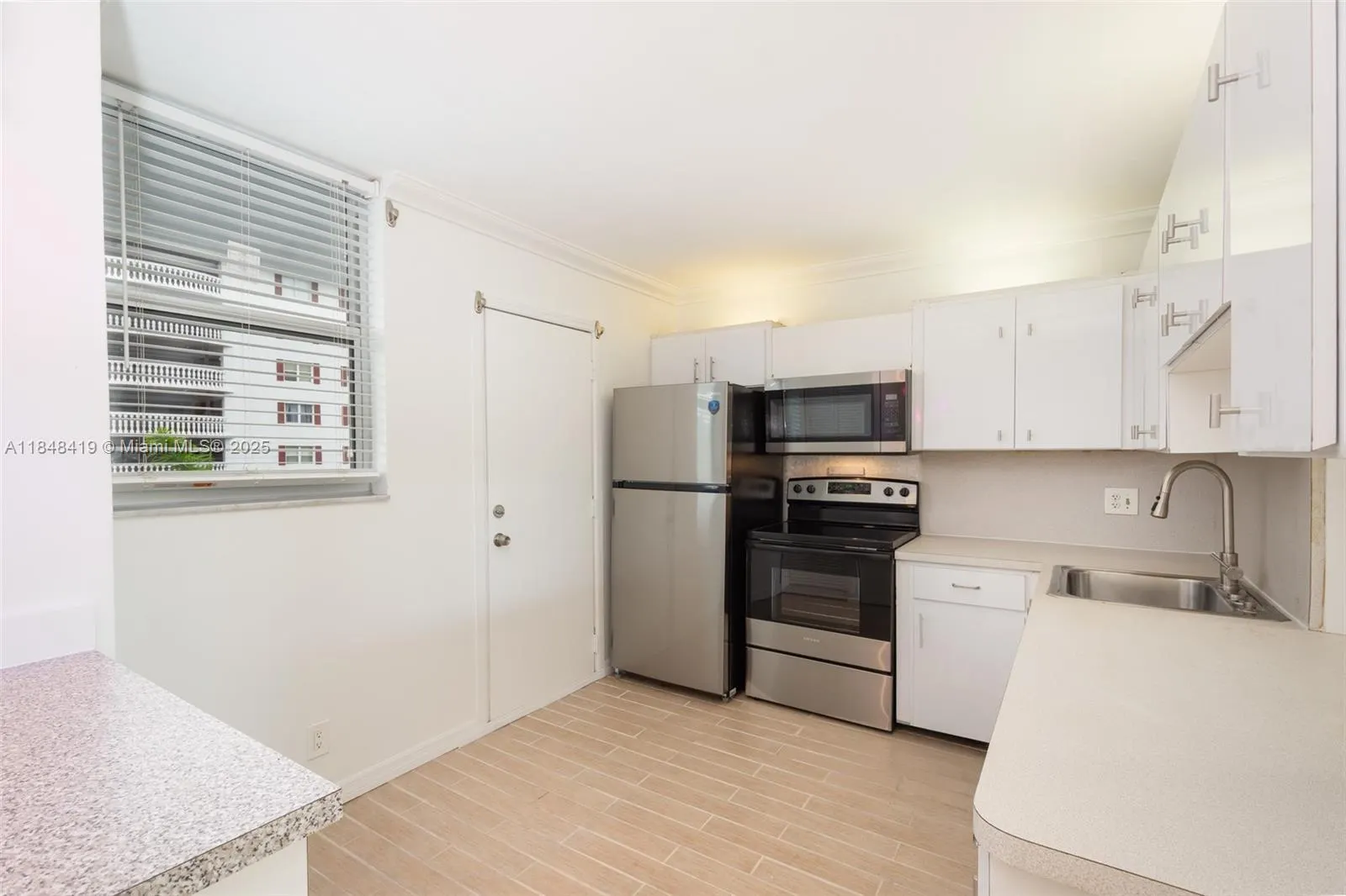 3703 NE 166th St, #408