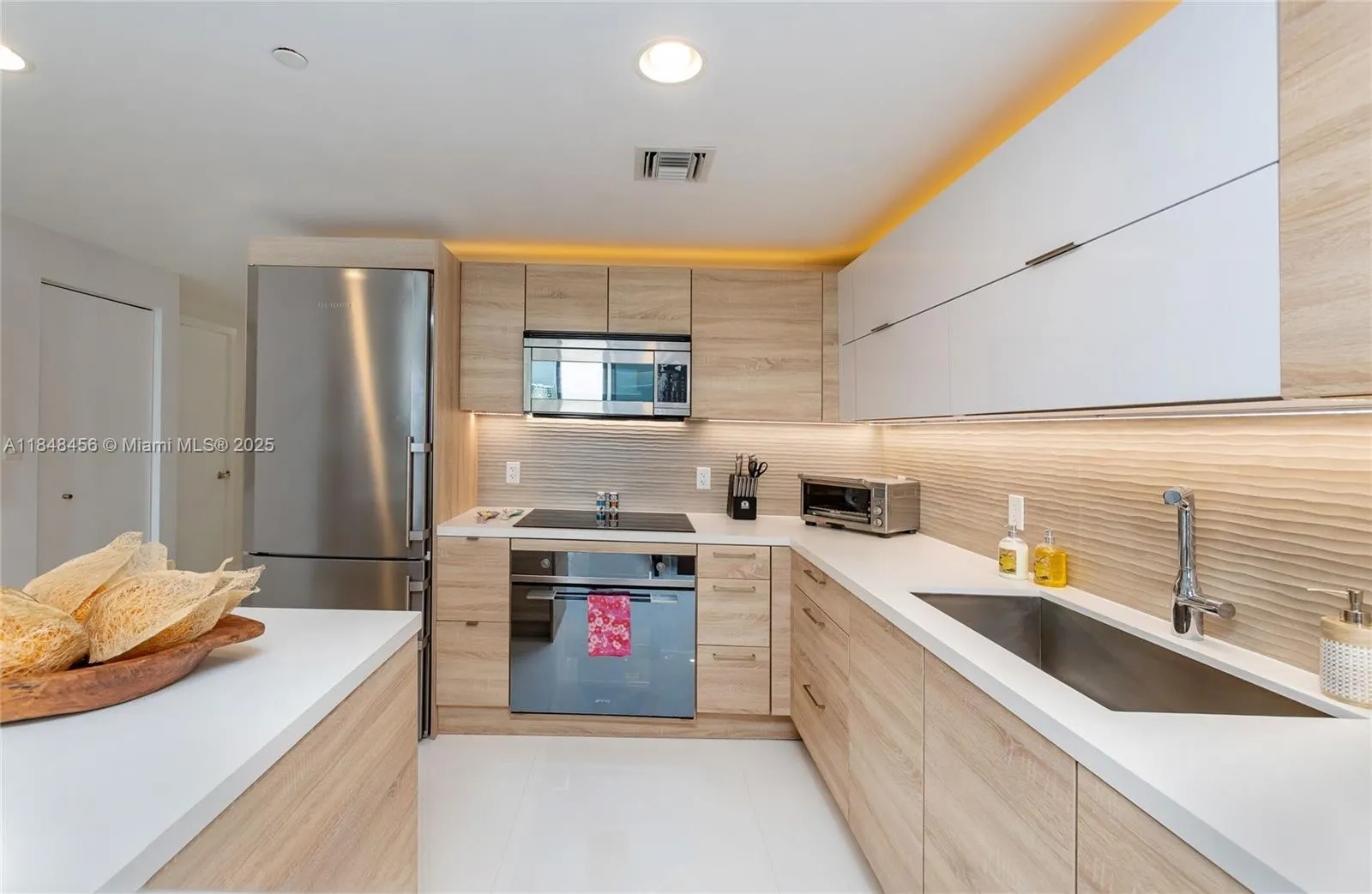 16385 Biscayne Blvd, #1503