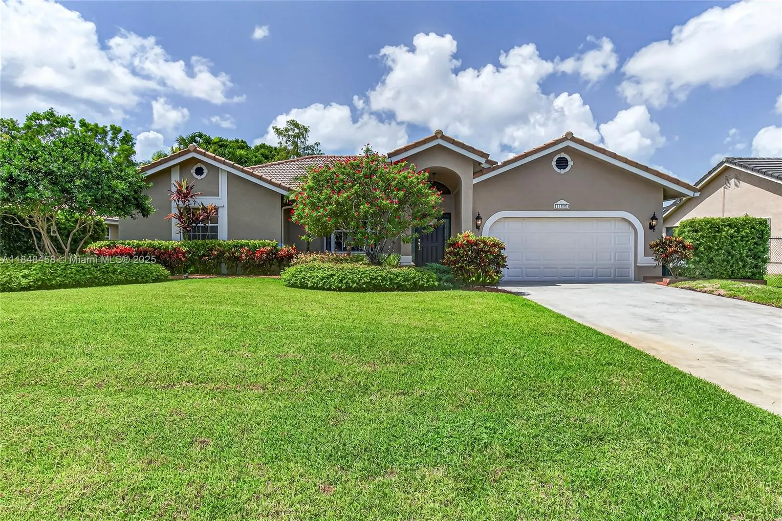 11880 NW 24th St