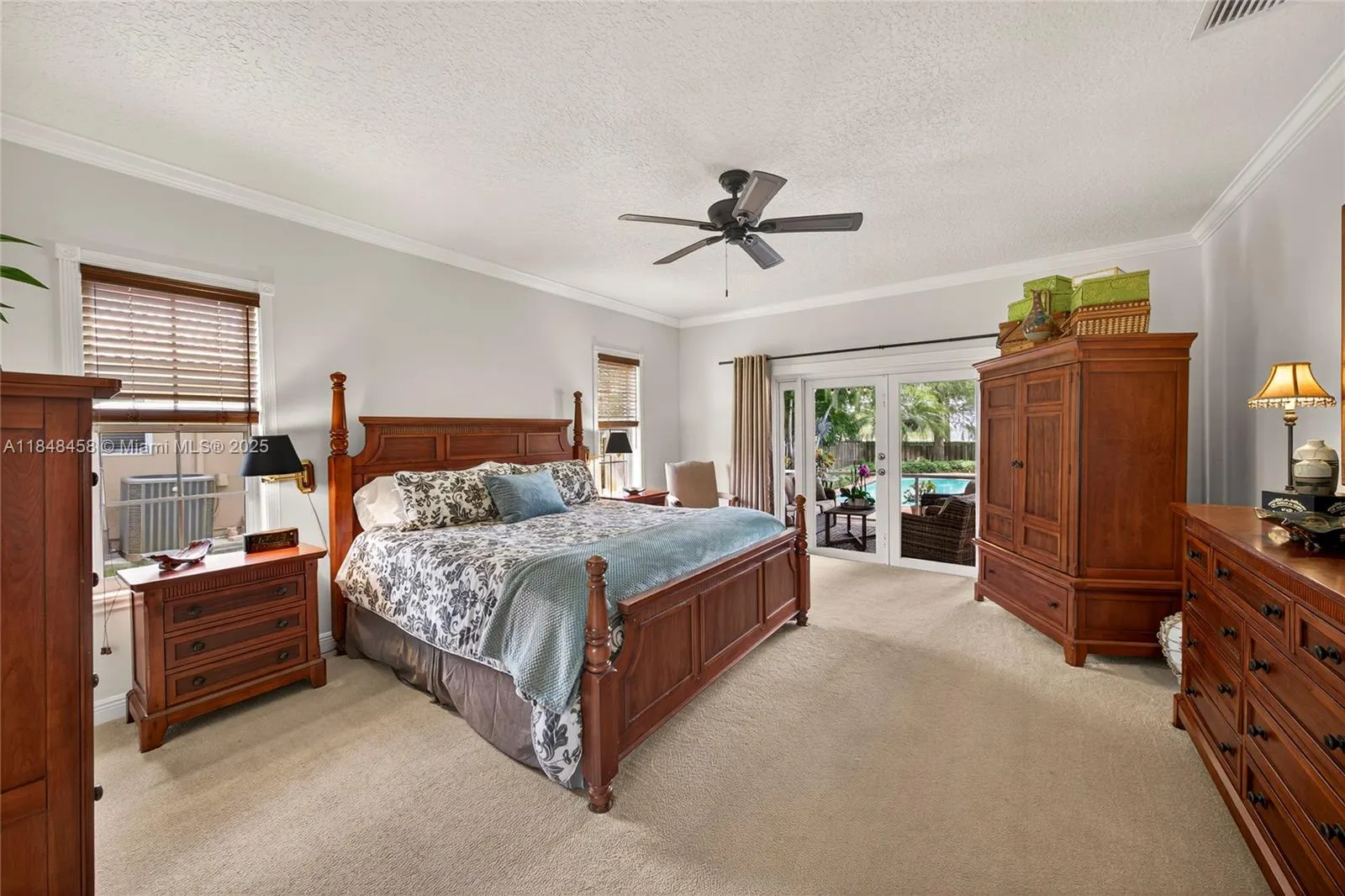 11880 NW 24th St
