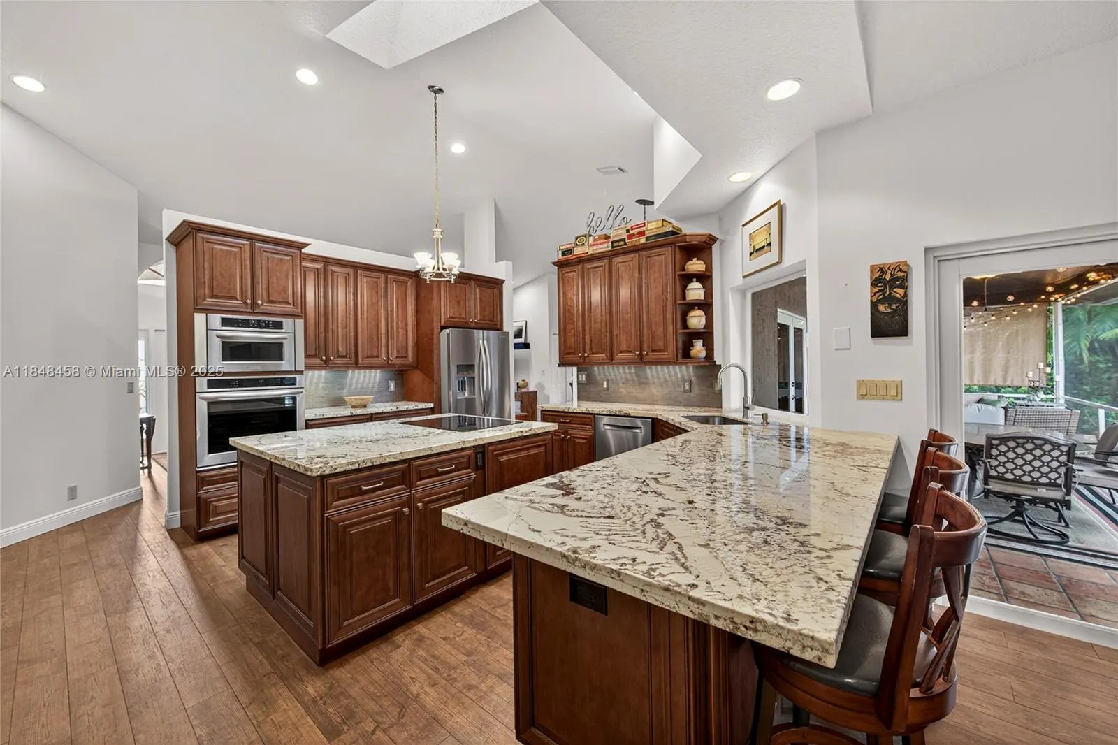 11880 NW 24th St