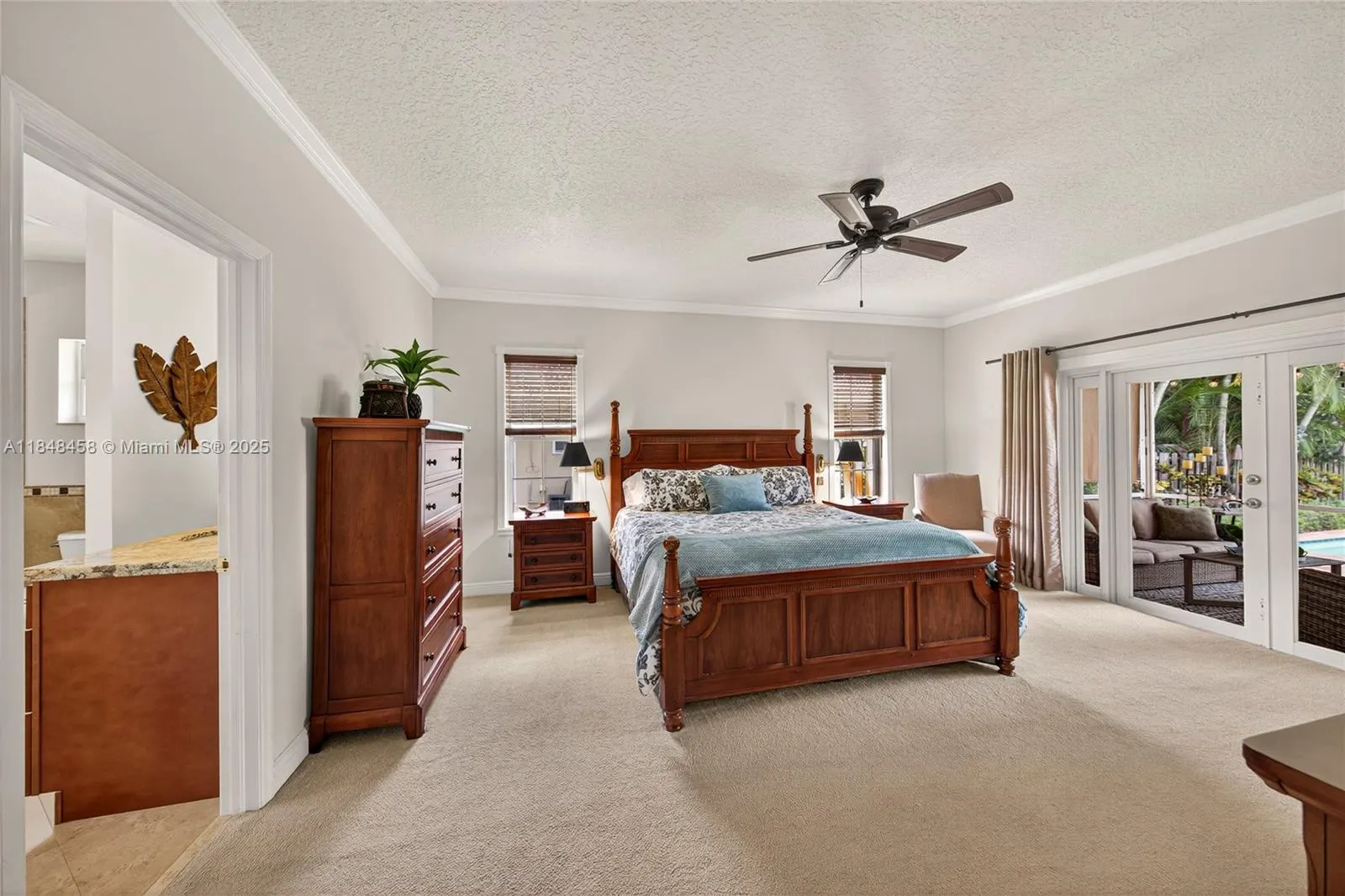 11880 NW 24th St
