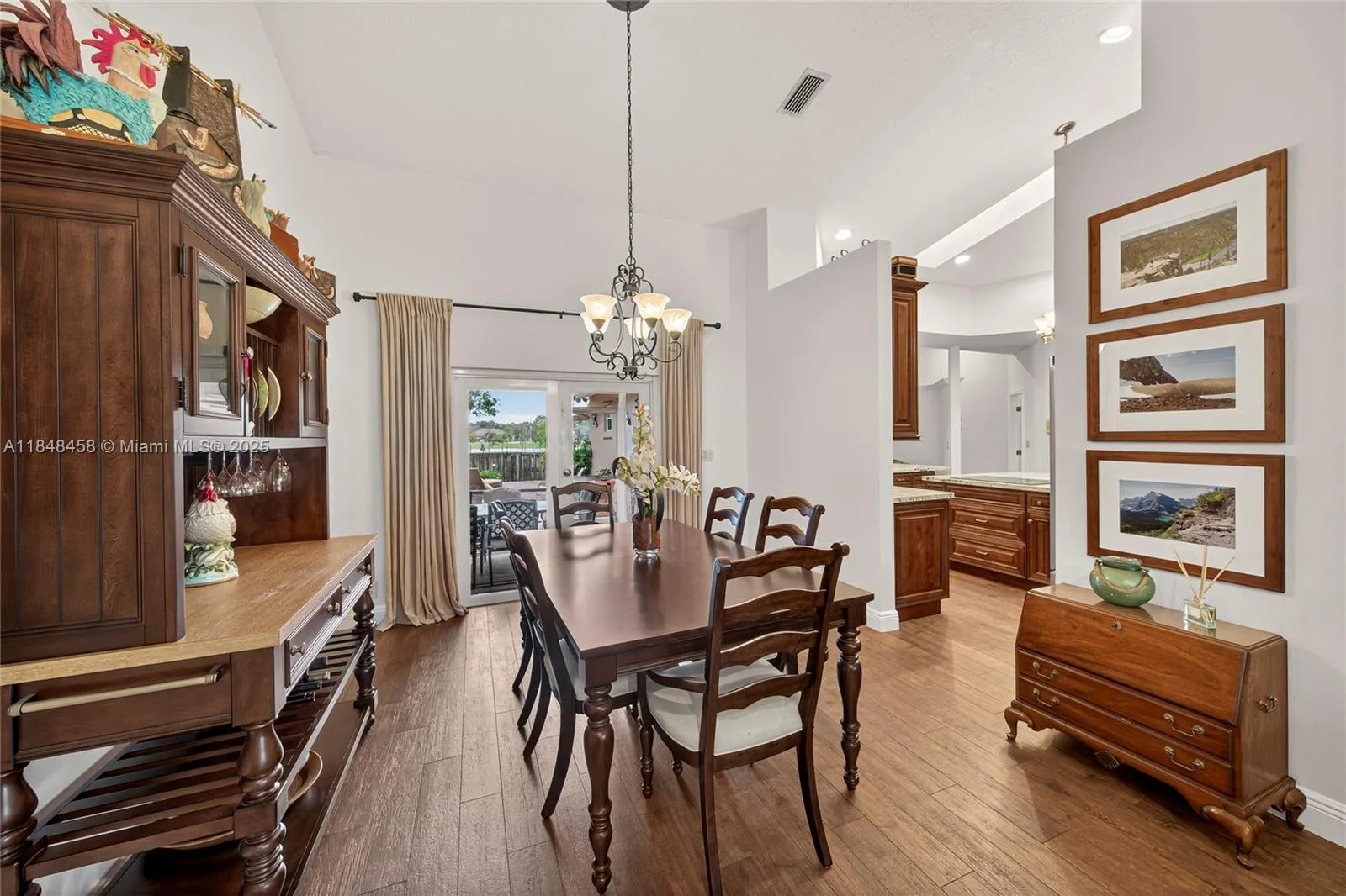 11880 NW 24th St