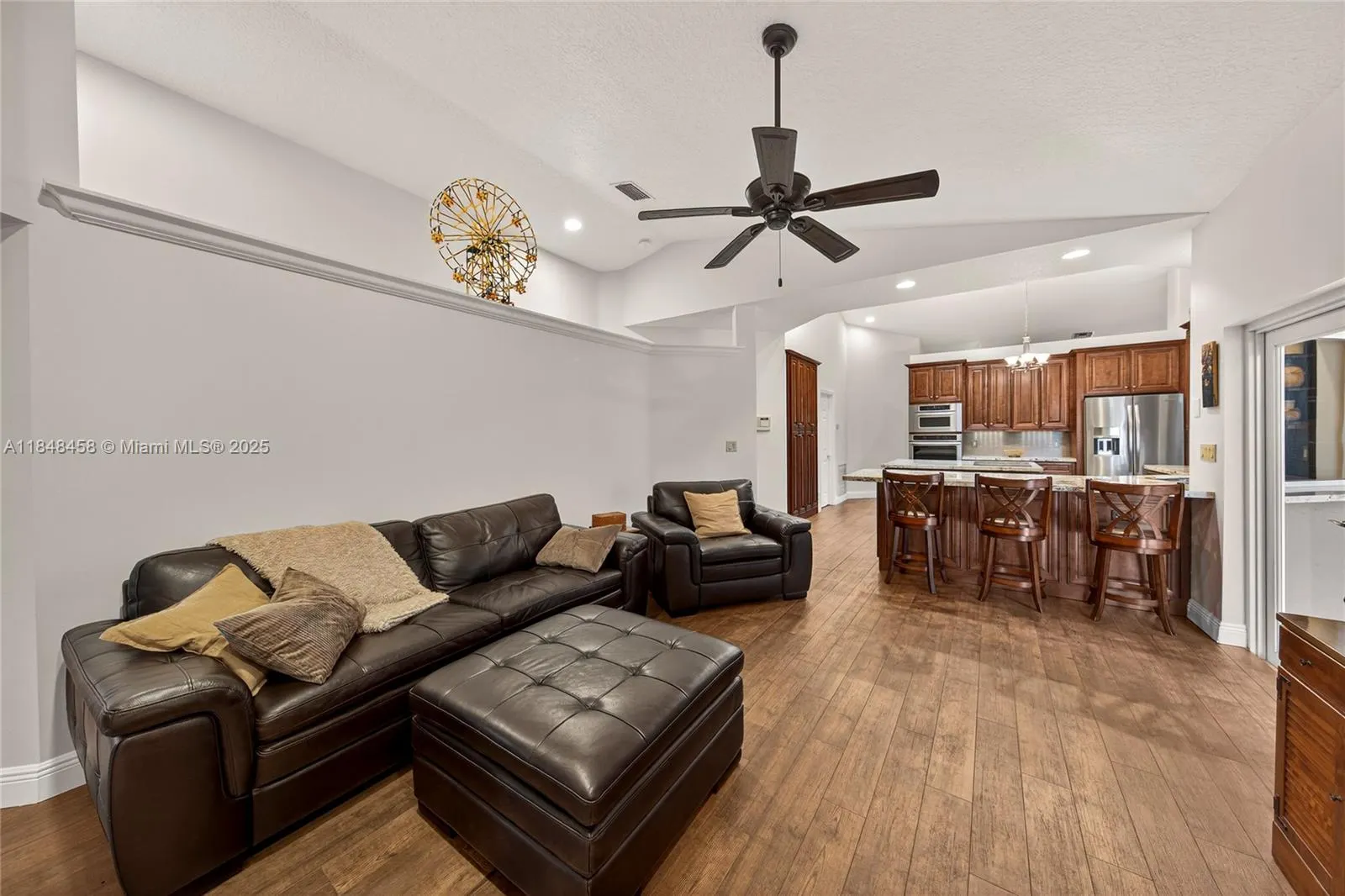 11880 NW 24th St