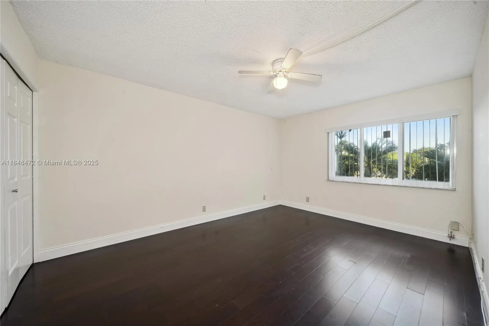 100 Lakeview Dr, #202