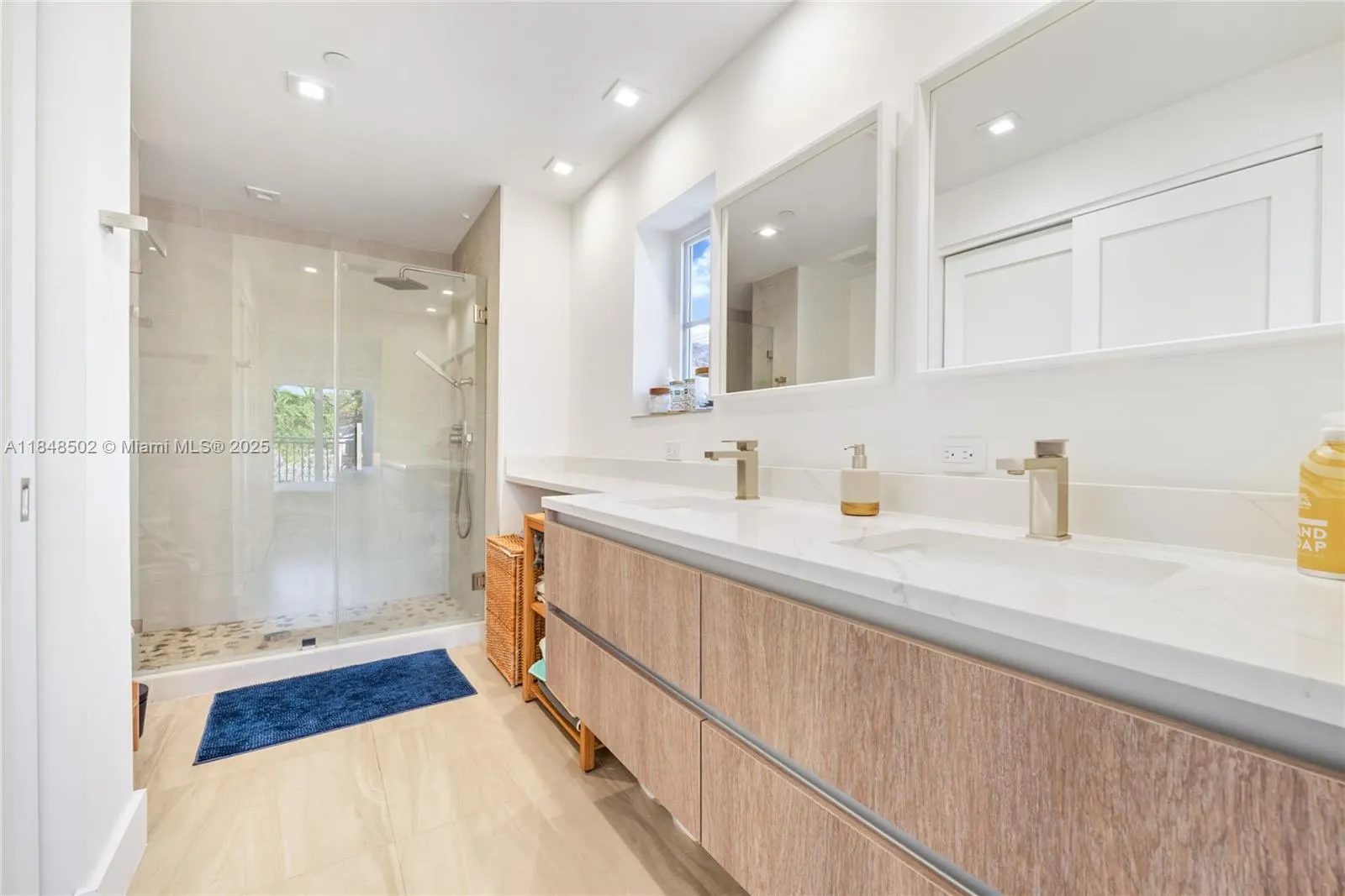 120 Salamanca Ave, #4A