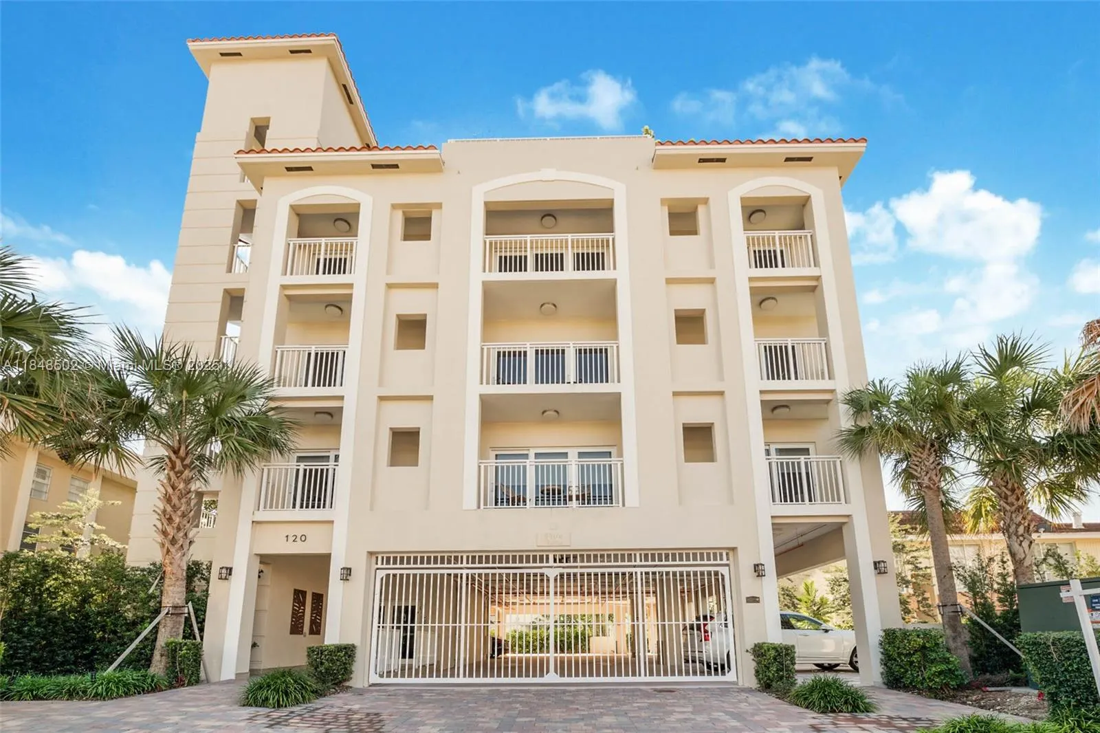 120 Salamanca Ave, #4A