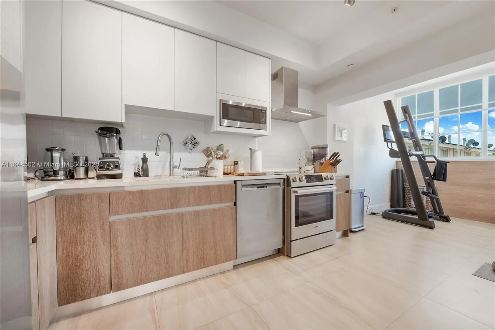 120 Salamanca Ave, #4A