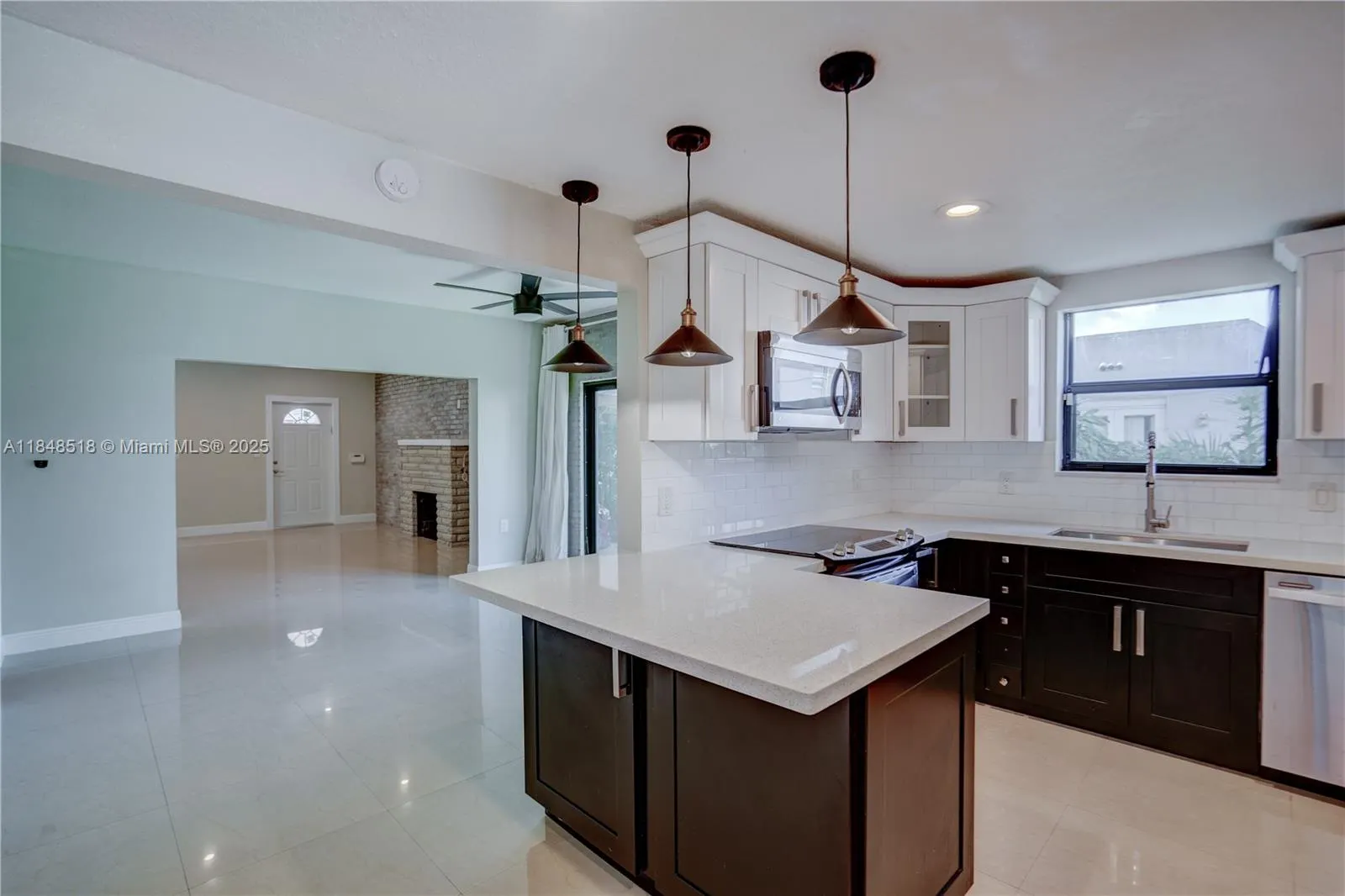 2217 Red Rd