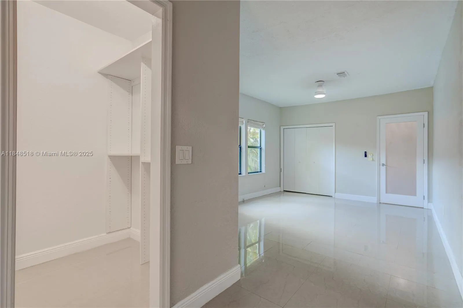 2217 Red Rd