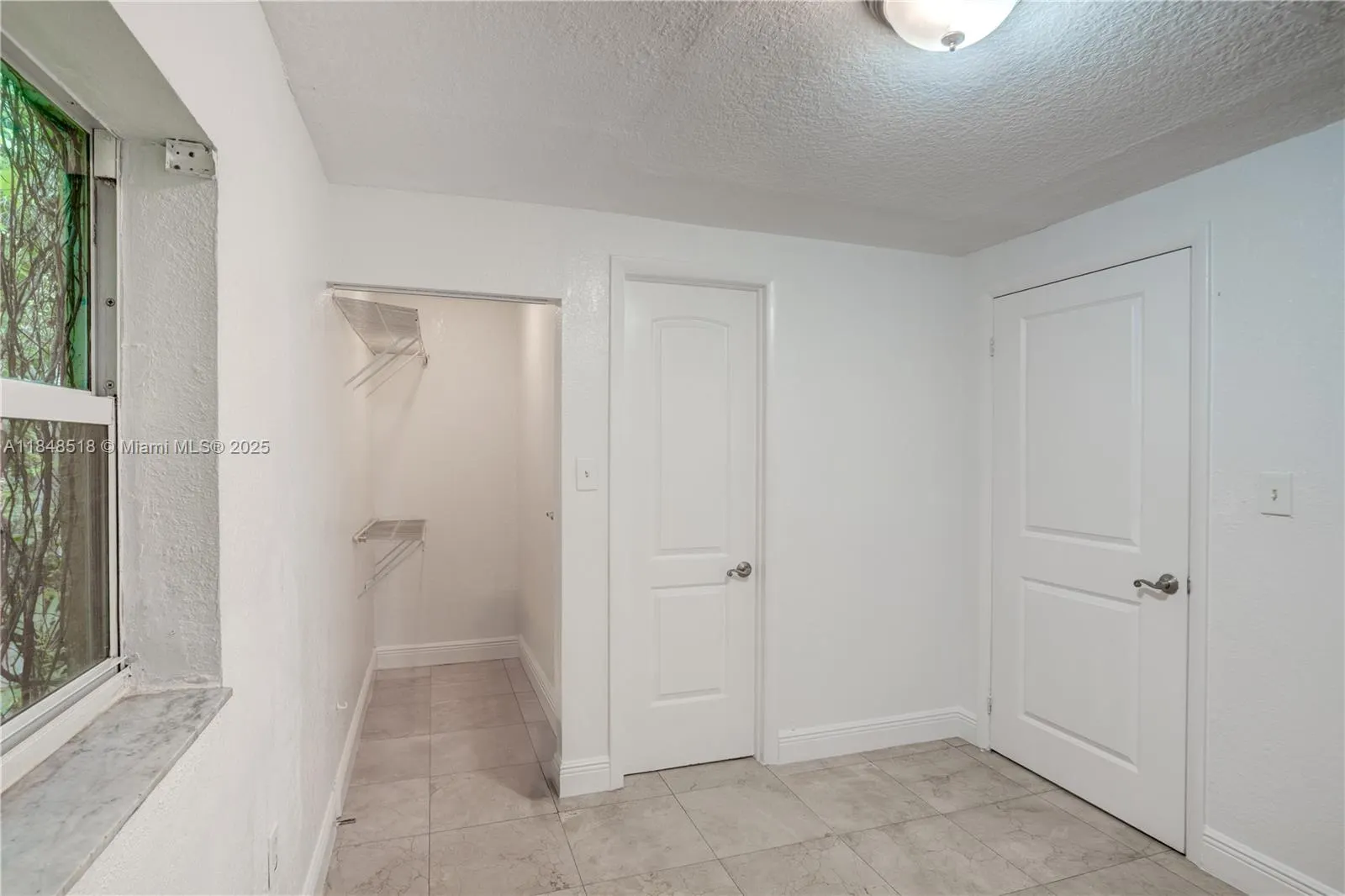 2217 Red Rd