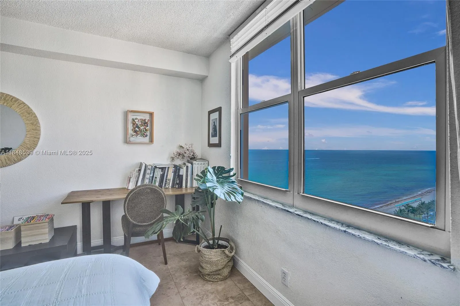 2501 S Ocean Dr, #1514