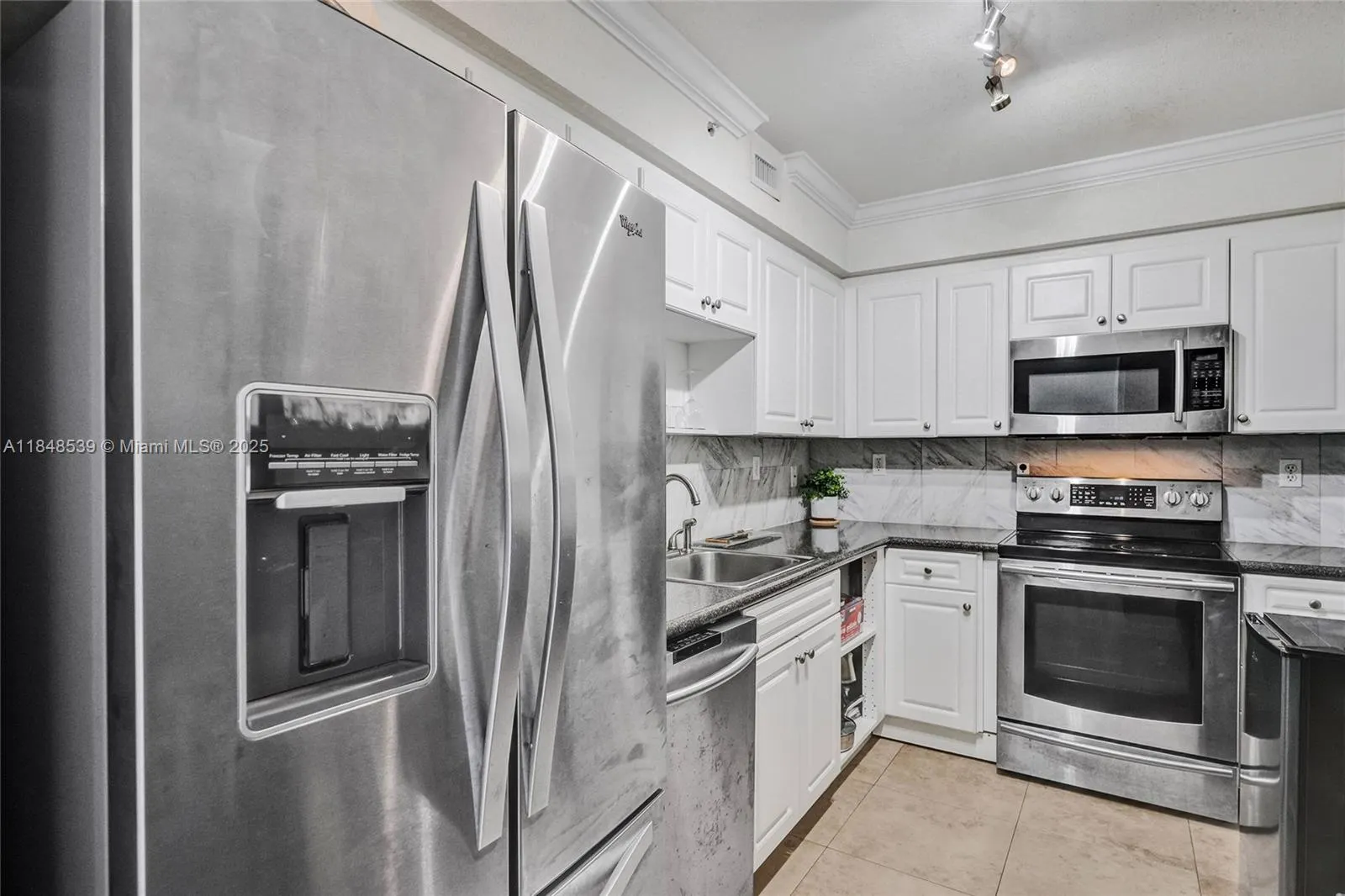 2501 S Ocean Dr, #1514