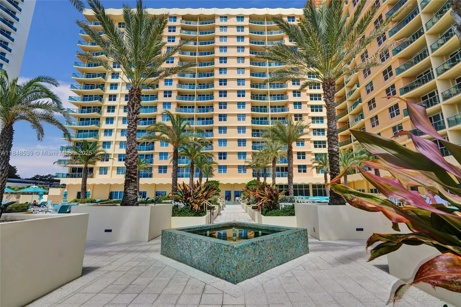 2501 S Ocean Dr, #1514