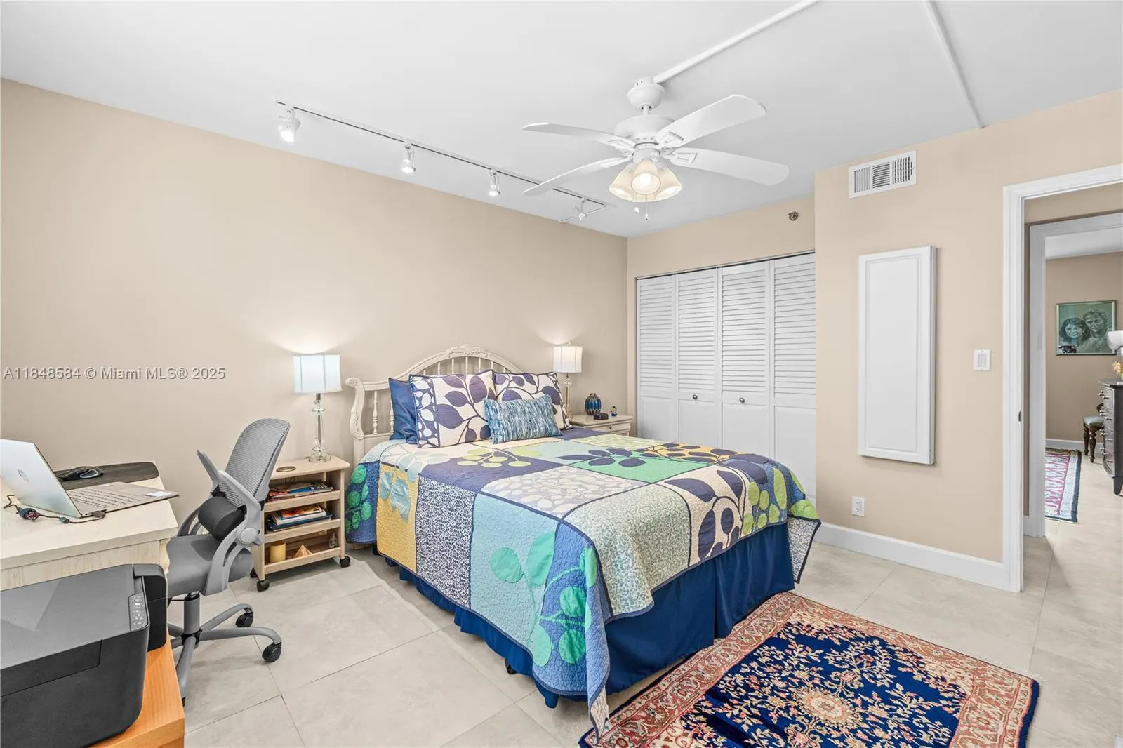 7137 Promenade Dr, #501