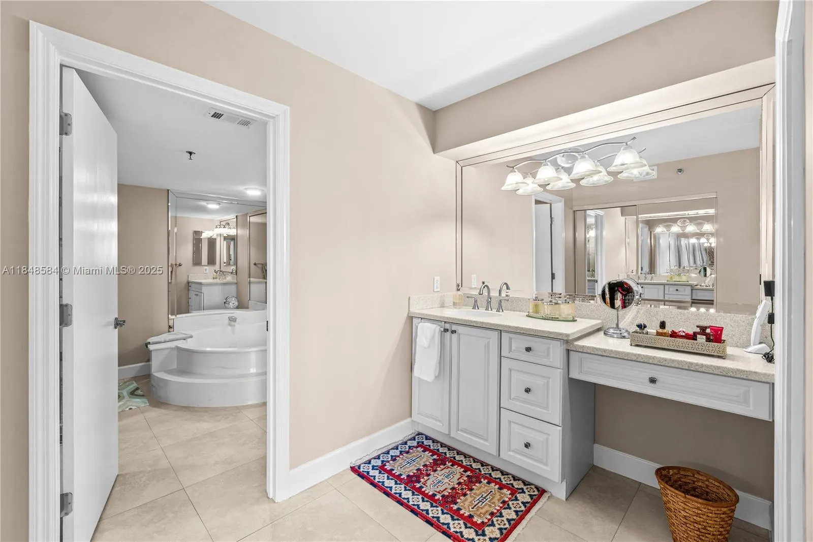 7137 Promenade Dr, #501