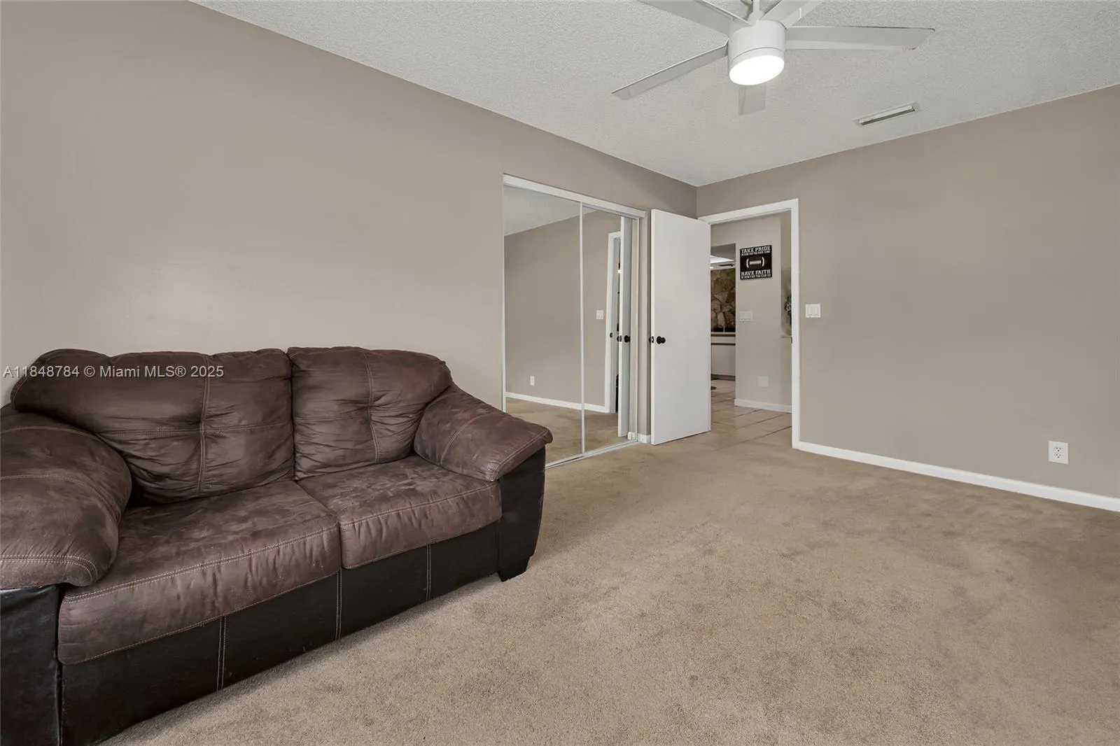 7921 NW 90th Ave