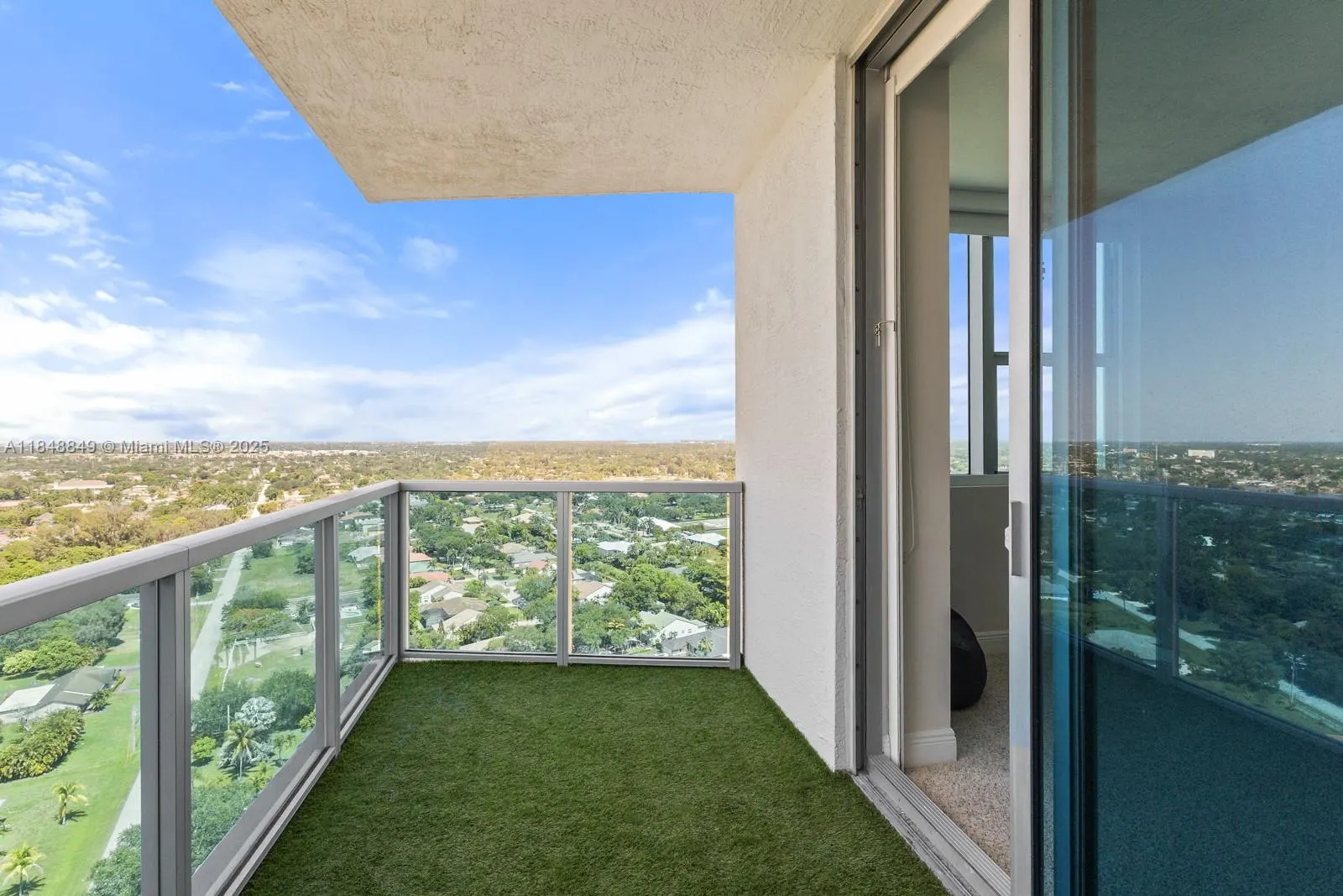 2641 N Flamingo Rd, #2408N