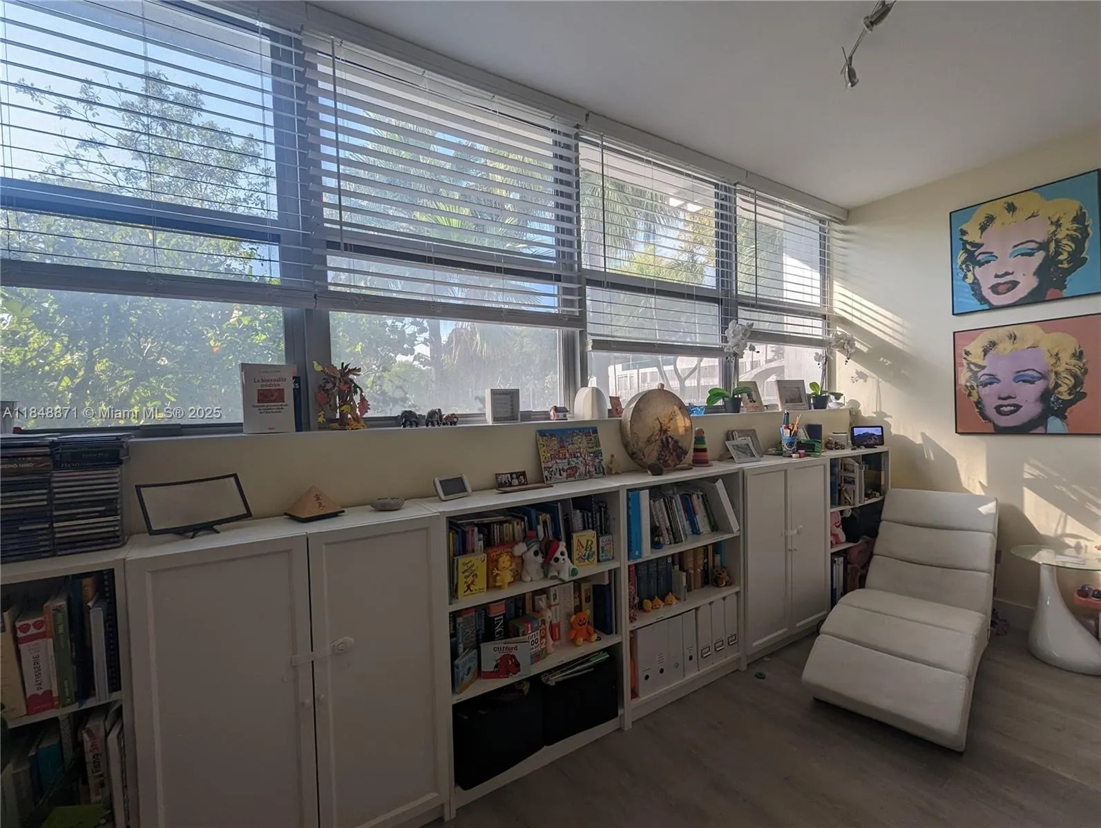 20 Island Ave, #101