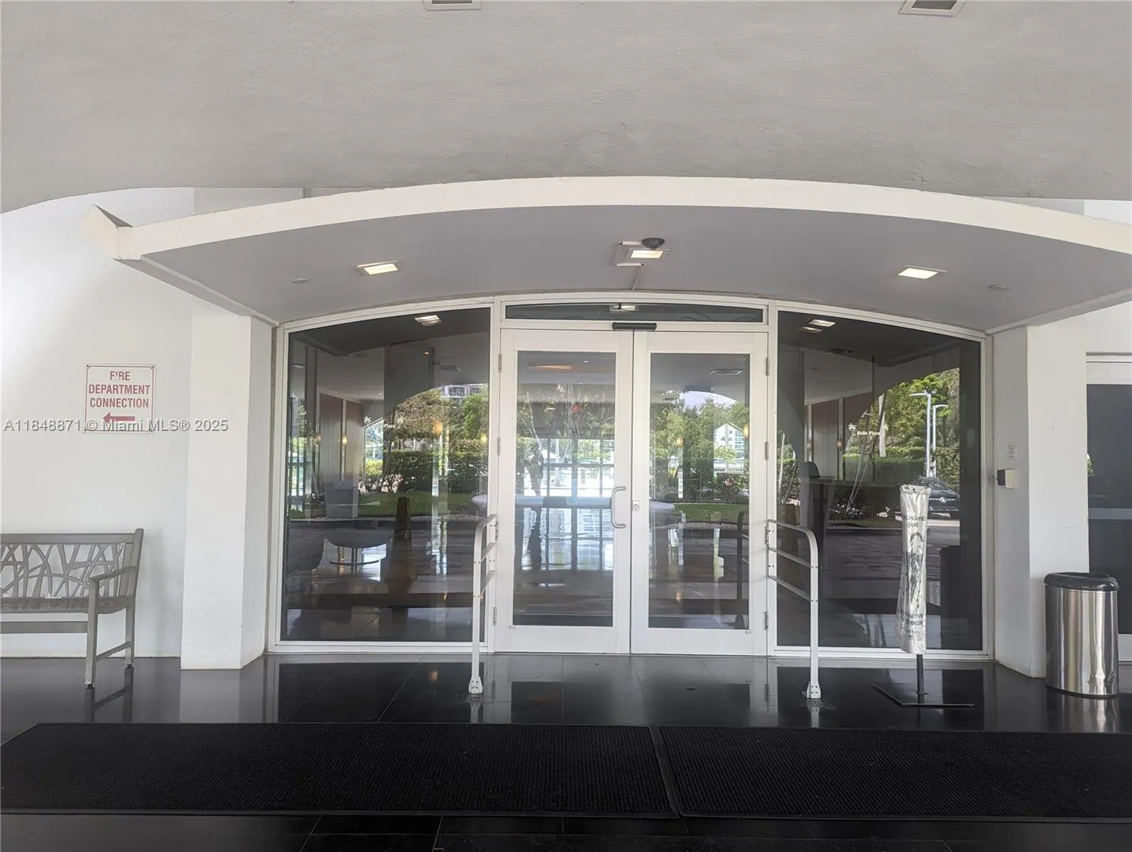 20 Island Ave, #101