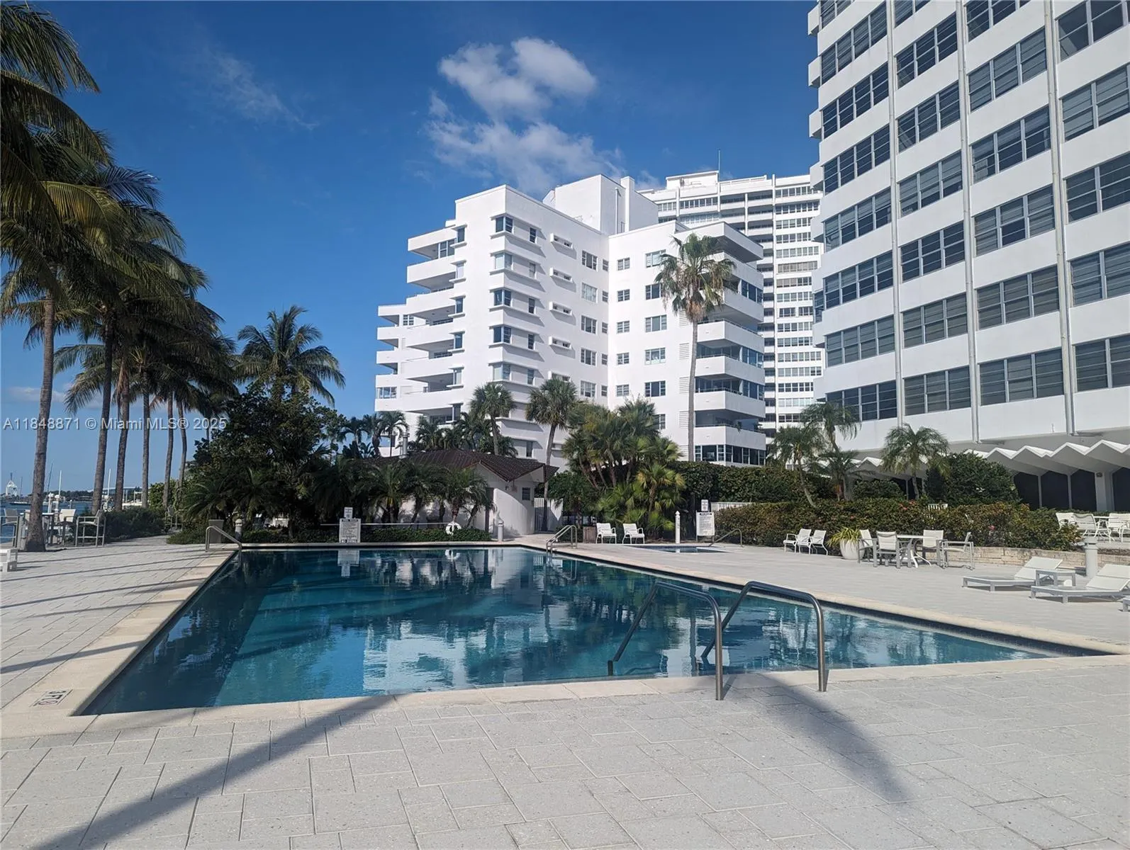 20 Island Ave, #101