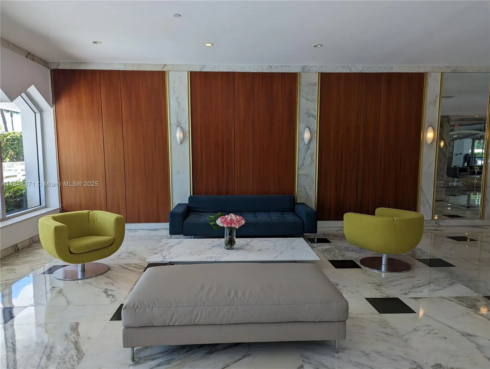 20 Island Ave, #101