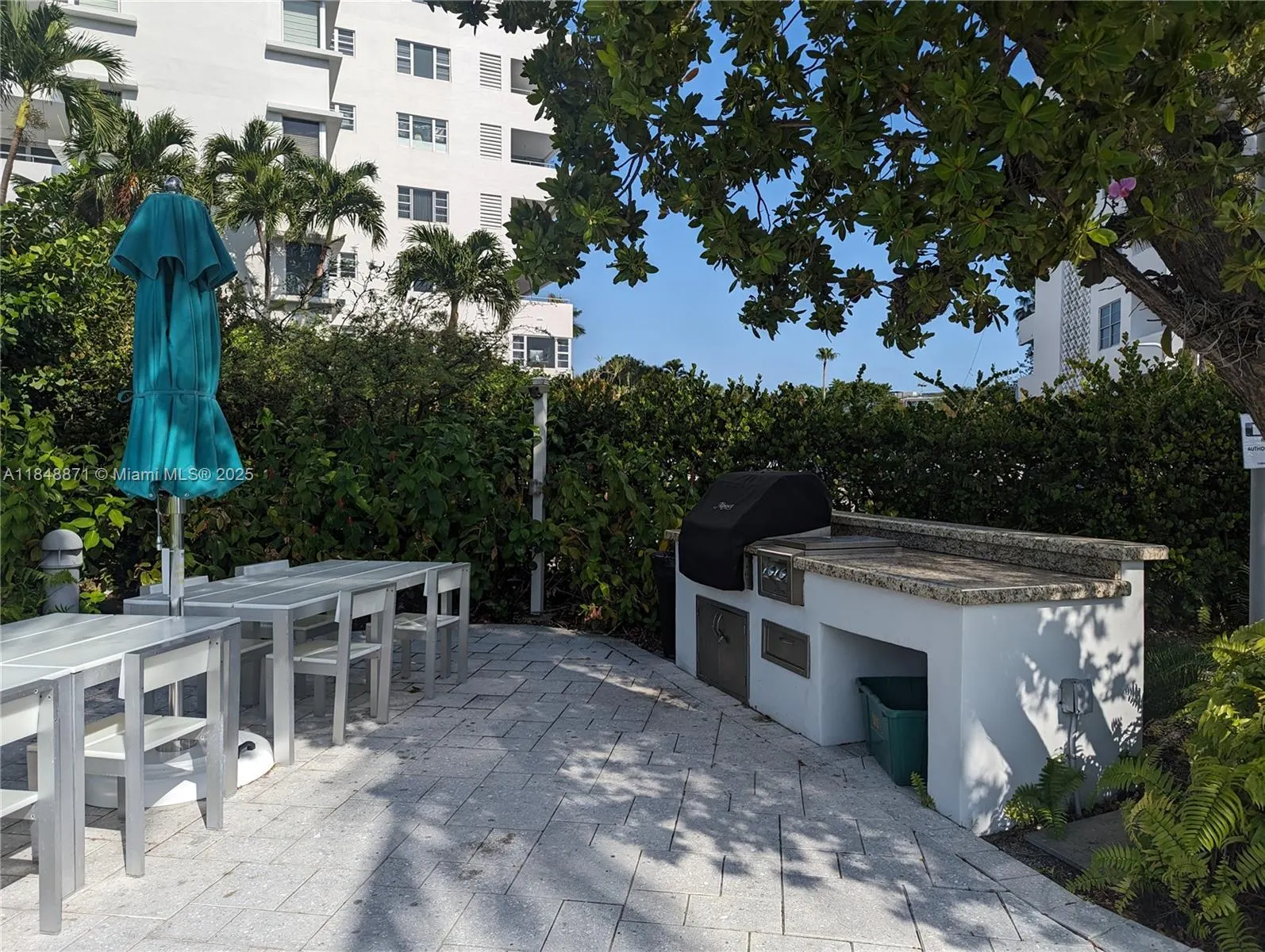 20 Island Ave, #101